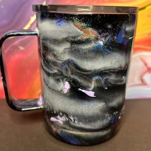 Custom 10 oz Hogg metal mug with lid